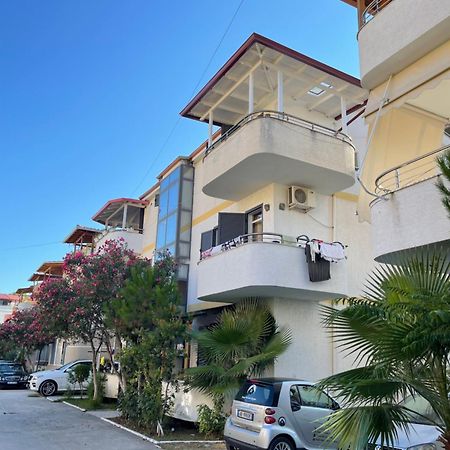 Villa House For Rent Jurgen Golem  Esterno foto