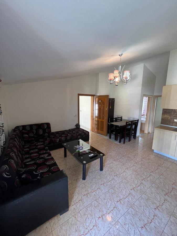 Villa House For Rent Jurgen Golem  Esterno foto