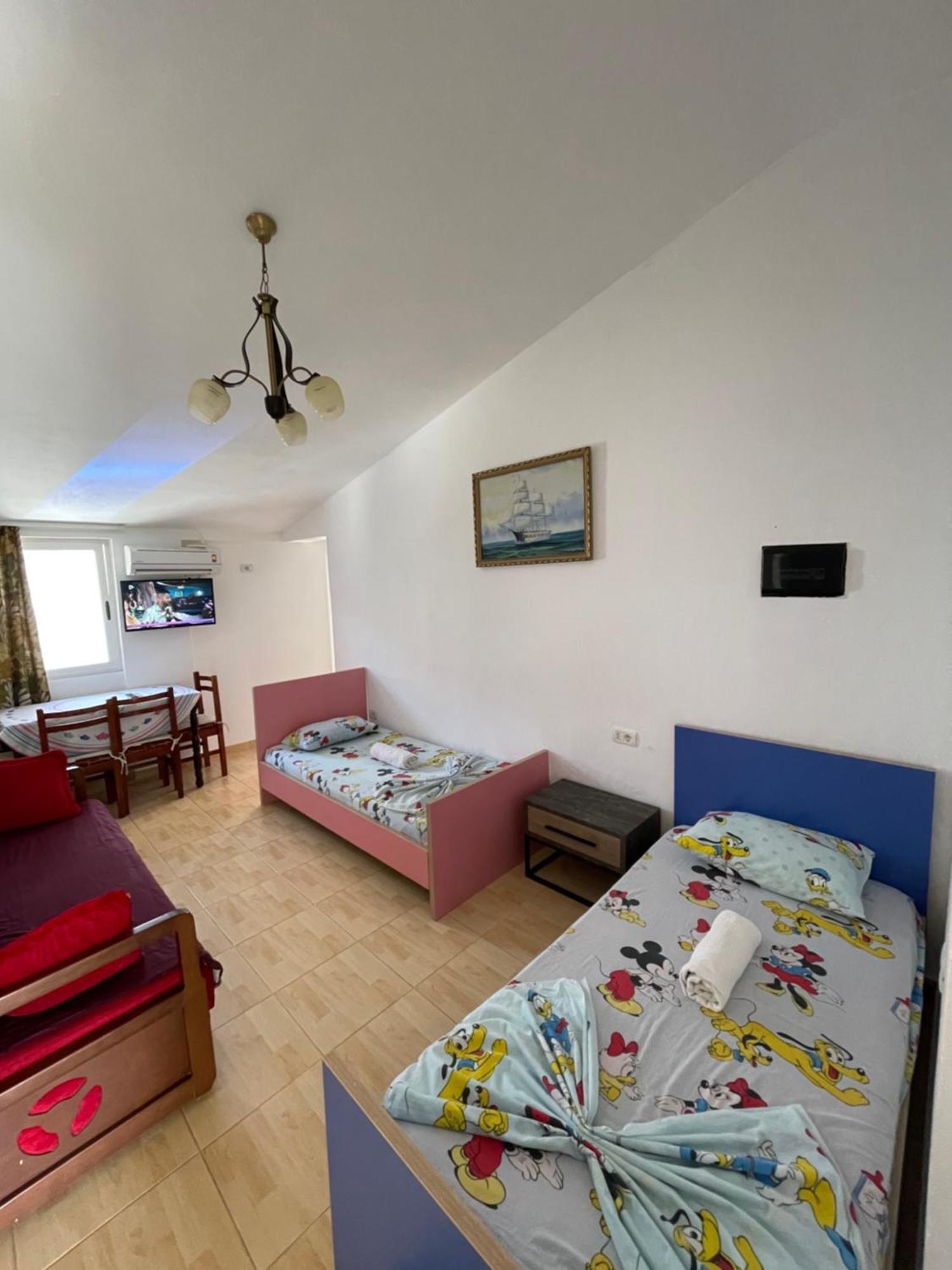 Villa House For Rent Jurgen Golem  Esterno foto